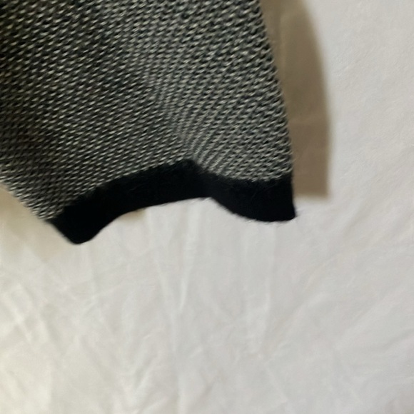 Banana Republic: Black/White Cardigan Sweater- Extra Fine Merino Wool Blend- L - Picture 10 of 16